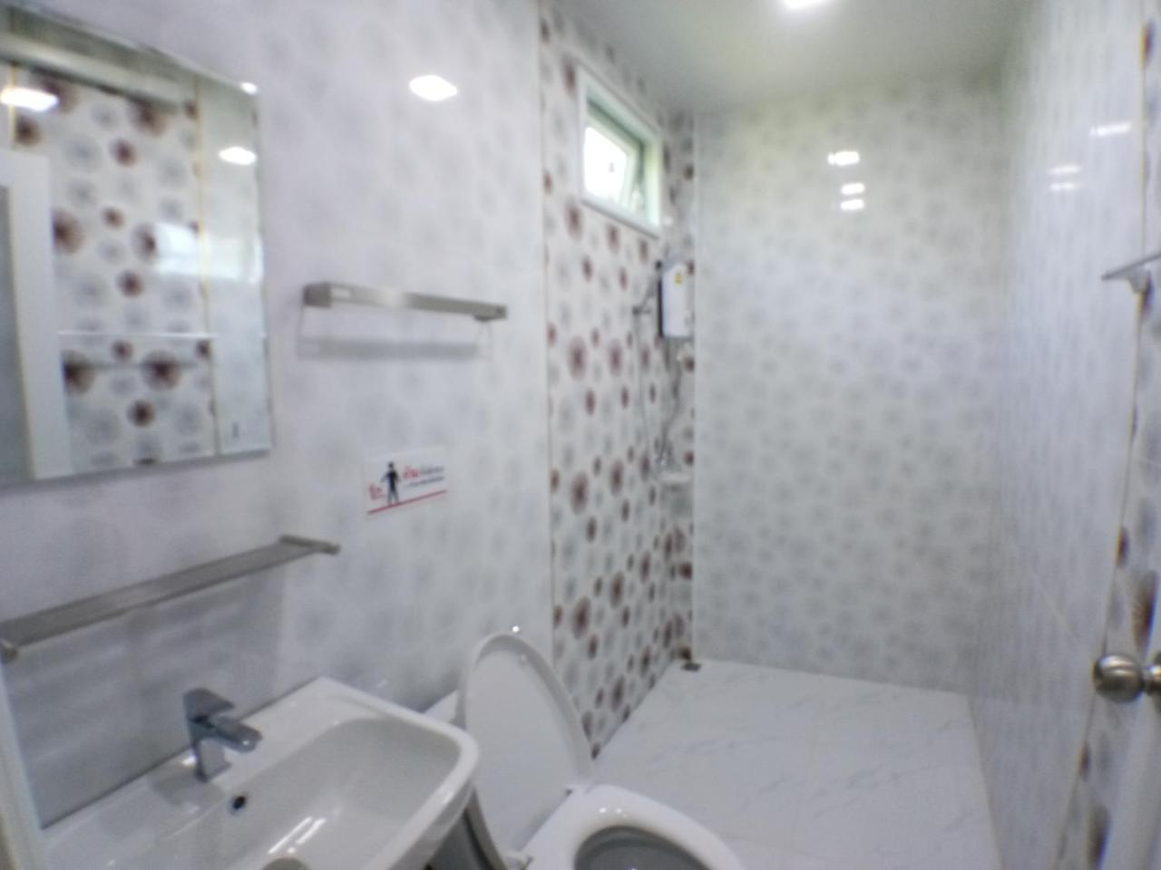 Hi Tech Resort Kabin Buri Exteriér fotografie