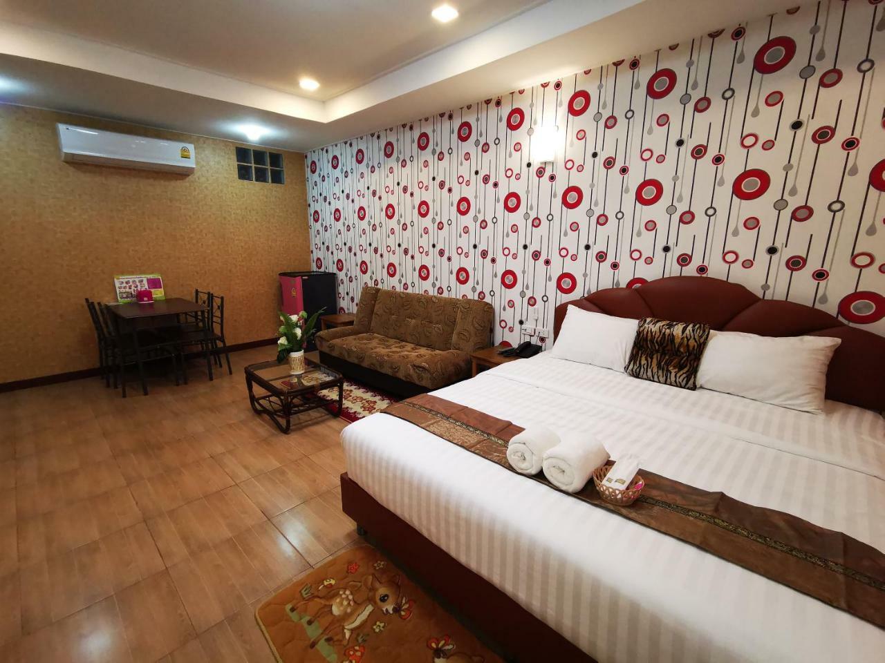 Hi Tech Resort Kabin Buri Exteriér fotografie