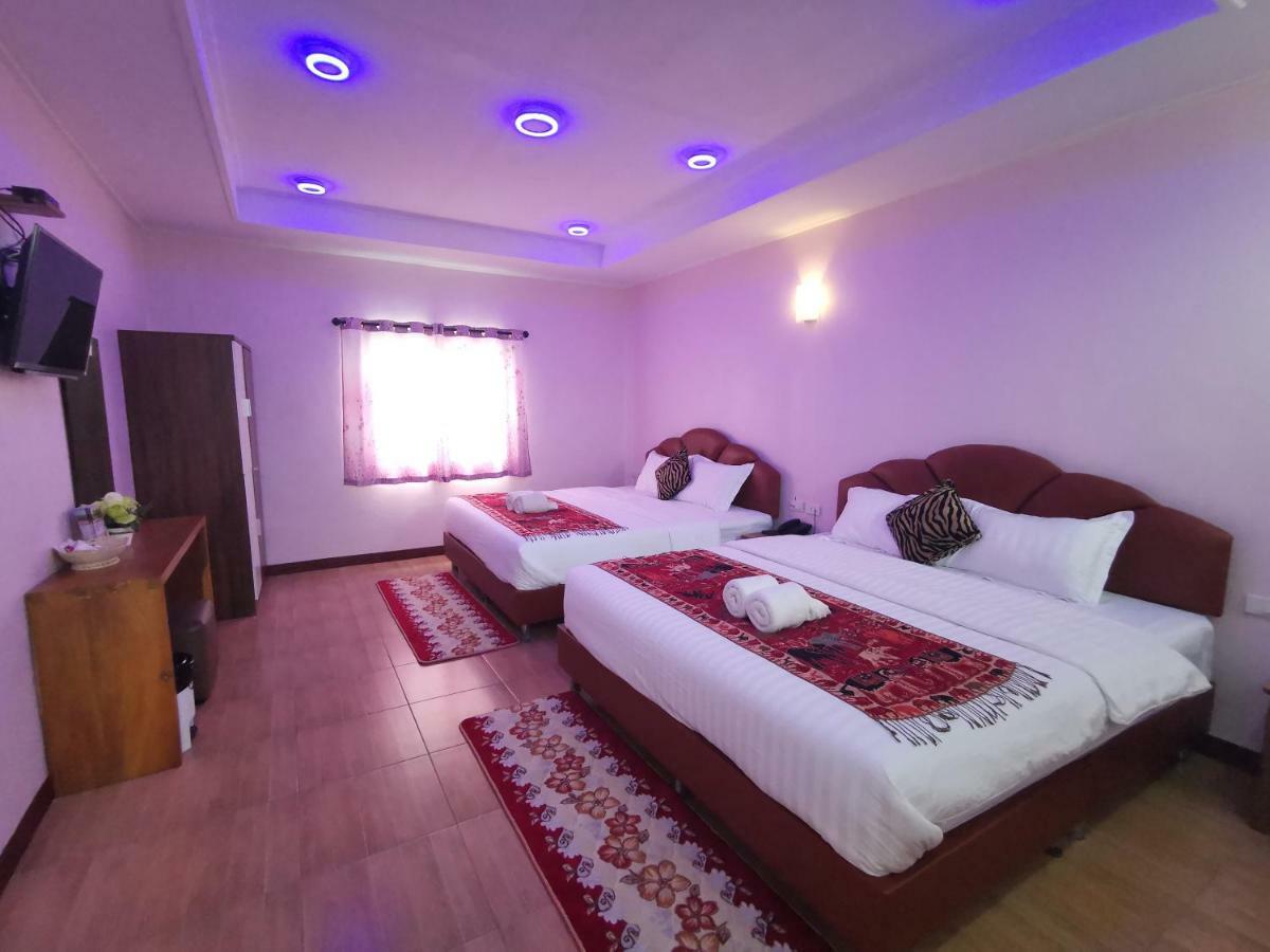 Hi Tech Resort Kabin Buri Exteriér fotografie